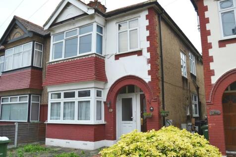2 bedroom flats to rent in chadwell heath, romford, essex - rightmove