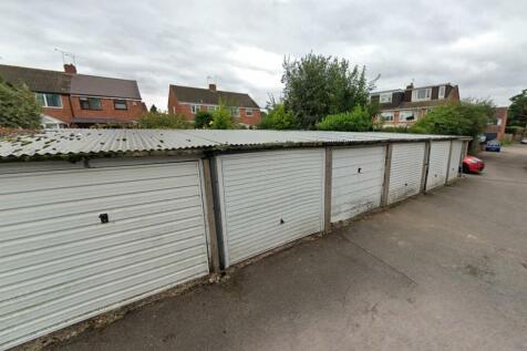 Balmoral Garages.jpg