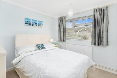 1 Deers Close, Bodicote-20.jpg