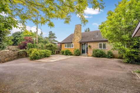 Leafield, Bodicote-3.jpg