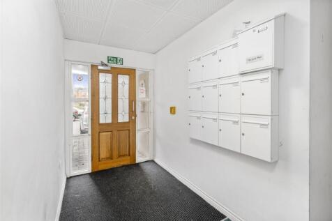 54 Verney Road, Banbury-5.jpg