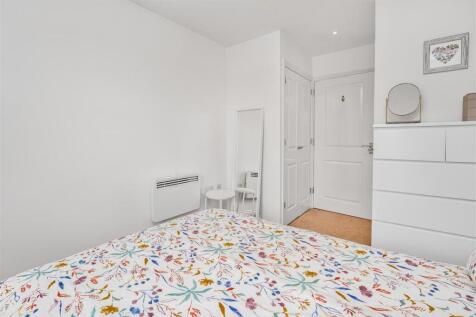 54 Verney Road, Banbury-15.jpg