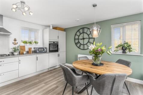 12 Blackwell Drive, Bodicote-10.jpg