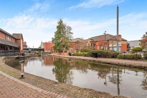 39 Chamberlaine Court, Banbury-30.jpg