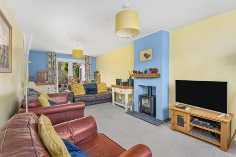 55 Yarrow Road, Bodicote-6.jpg