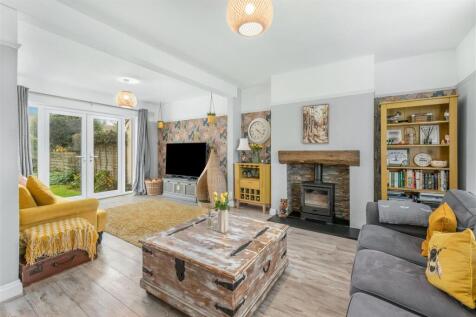 18 Chacombe Road, Middleton Cheney-7.jpg