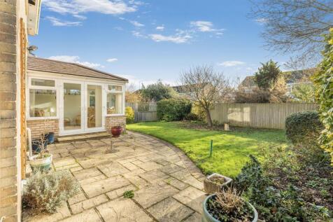 7 Lawrence Leys, Bloxham-16.jpg