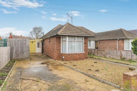 83 St Anne's Road, Banbury-1.jpg