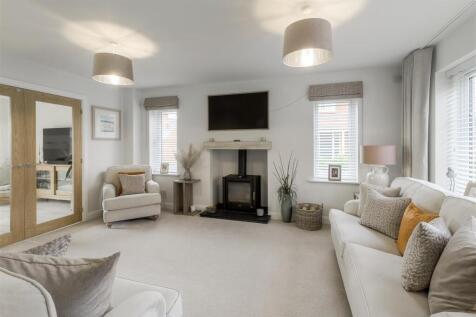 5 Wilson Close 003.jpg