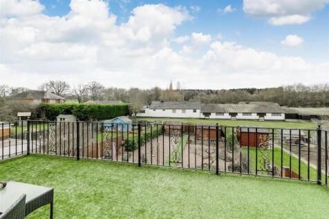 128 Watling Street, Grendon