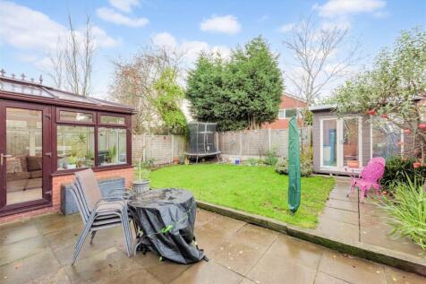 3 Flavel Court, Austrey