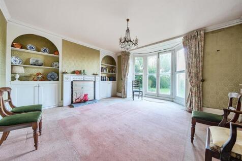 Danesfield, Rothersthorpe