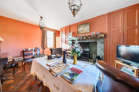 Danesfield, Rothersthorpe