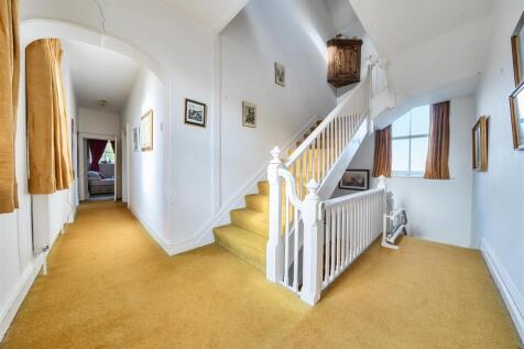 Danesfield, Rothersthorpe