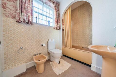 Danesfield, Rothersthorpe