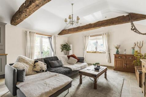 The Old Bull Pen, Milton Malsor