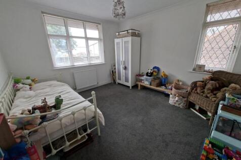 Duston Road, Northampton