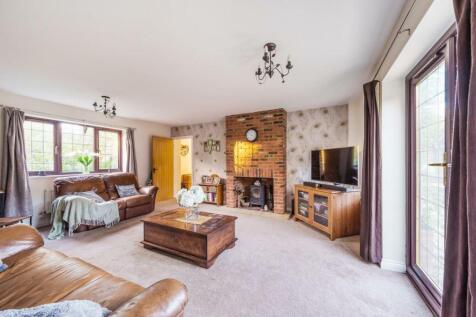 Church Street, Crick