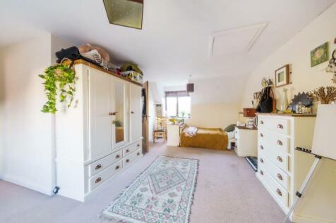 Church Street, Crick