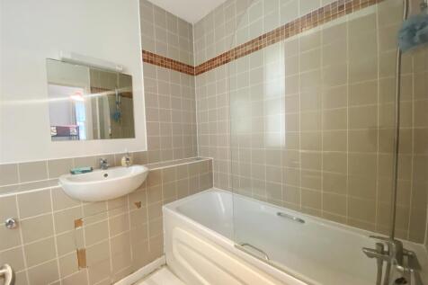 Windsor House, Windsor Court