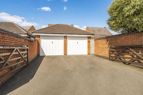 Short Fishers Walk, Rugby