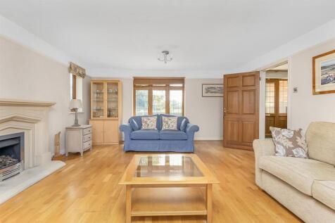 Honeysuckle Cottage, Stanford On Avon