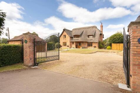 Honeysuckle Cottage, Stanford On Avon