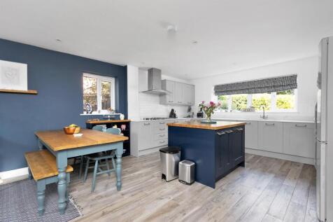 Secret Cottage, Brownsover