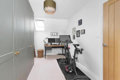 Secret Cottage, Brownsover