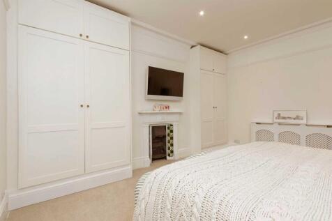 30 Regent Place, Rugby (14).jpg