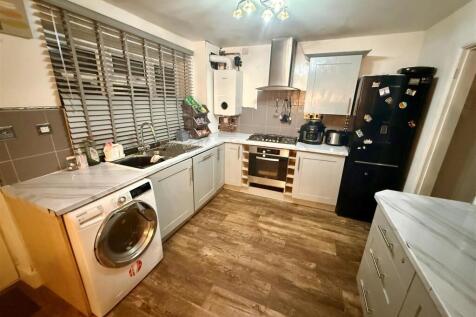 17 Rugby Road Kitchen.jpg