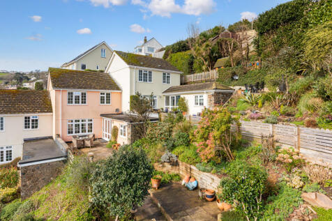 A03 - 15 Town Close, Dartmouth - 240305