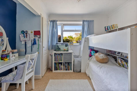 20 Bed 3 30 Start Bay Park, Strete - 250725