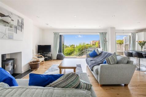 Sitting Room Area