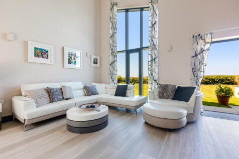 A15 - Brixton, Reeves House - 250618