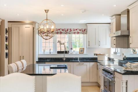 Kitchen/Dining Room/ Snug