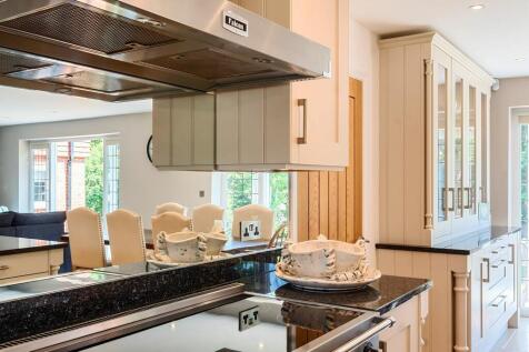Kitchen/Dining Room/ Snug