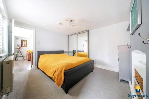 Built-In Wardrobes
