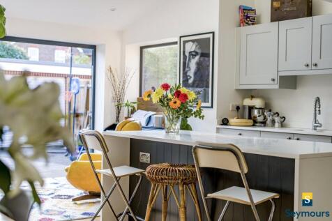 Breakfast Bar
