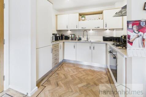 CAM05283G0-PR0082...