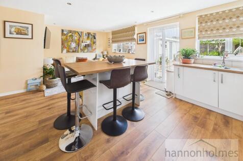 CAM05283G0-PR0092...