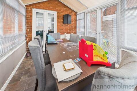 CAM05283G0-PR0119...