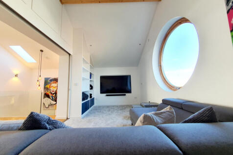 Entertainment room
