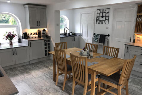 Kitchen with instant hot water tap