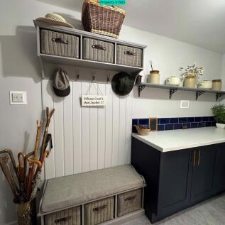 Utility Room - 6&#39;6 x 14&#39;5 (2m x 4.42m)