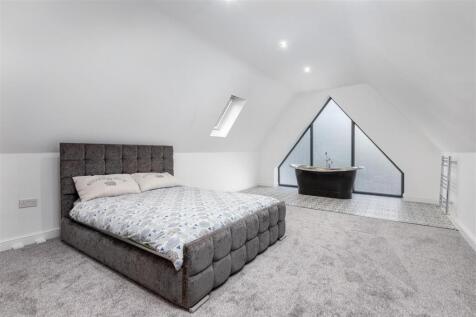 First Floor Front Bedroom
