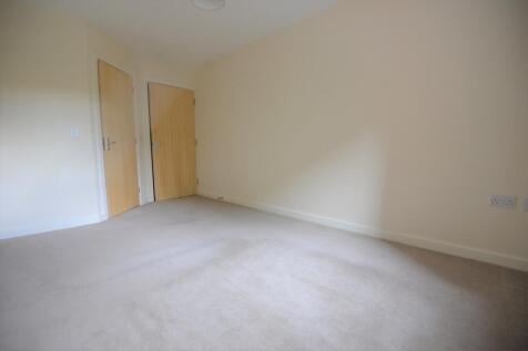 nursery close bedroom photo x3 