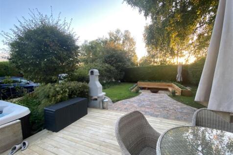 GARDEN ADDITIONAL PHOTO