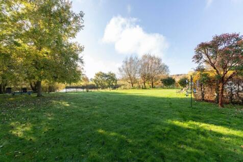 1.2 ACRE GROUNDS.jpg