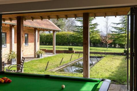 GAMES ROOM VIEW.jpg